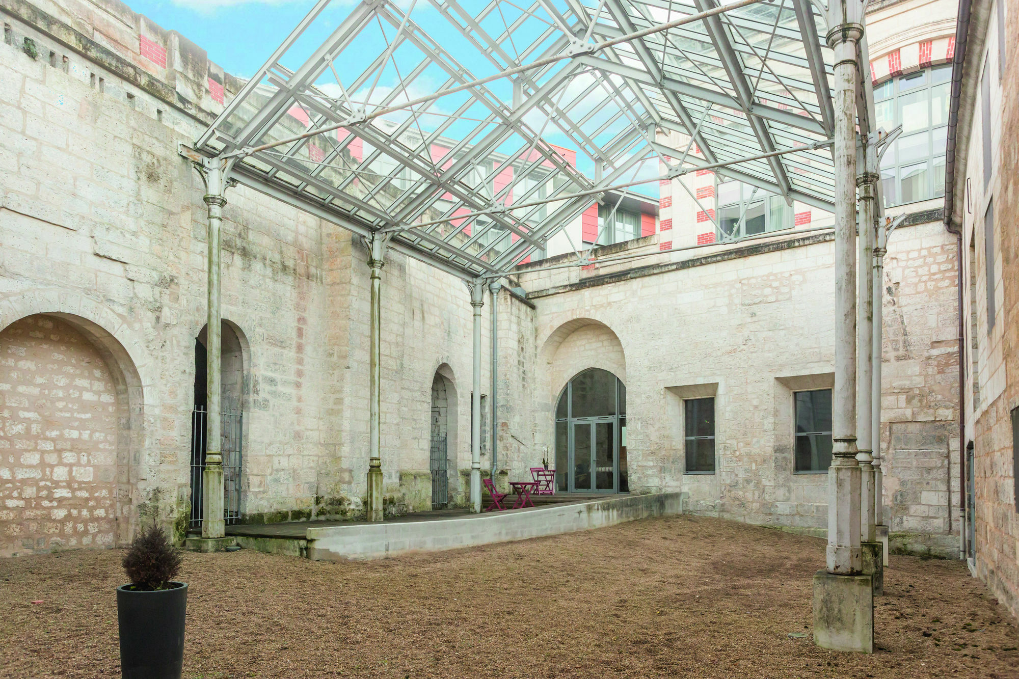 Appart'City Classic Angouleme Centre Exterior photo